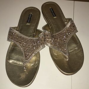 Dress flip flops